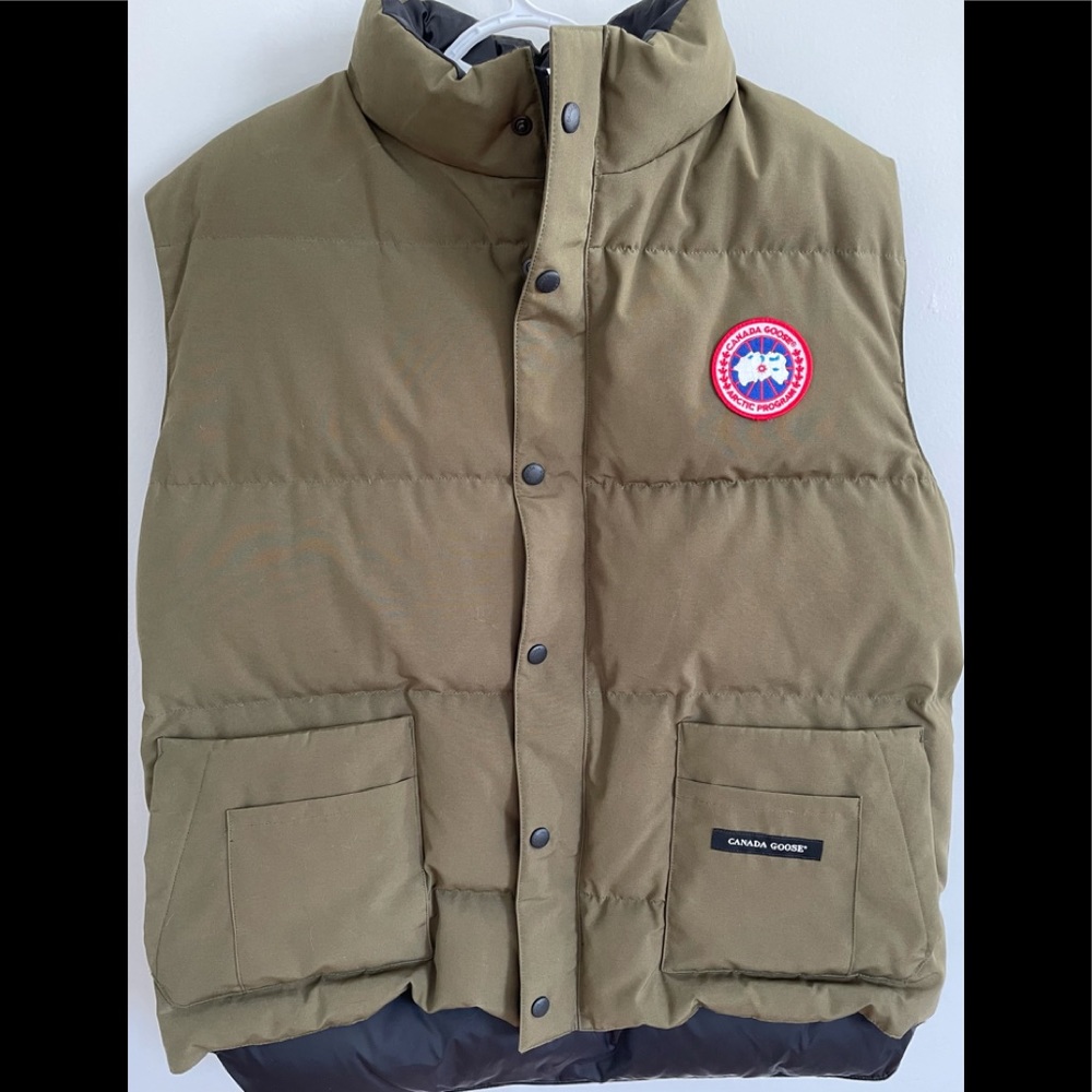 Canada Goose Military Green Vest Men’s Large